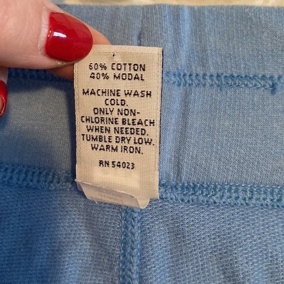 Gap Baby Blue Elastic Waist Wide Leg Capri - Picture 5 of 5